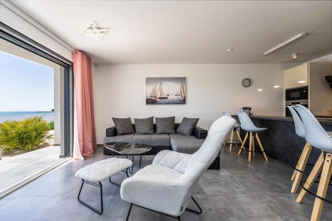 Jamc Dream Familientraum Direkt Am Meer Mit Beheiztem Pool Privlaka  Exterior foto